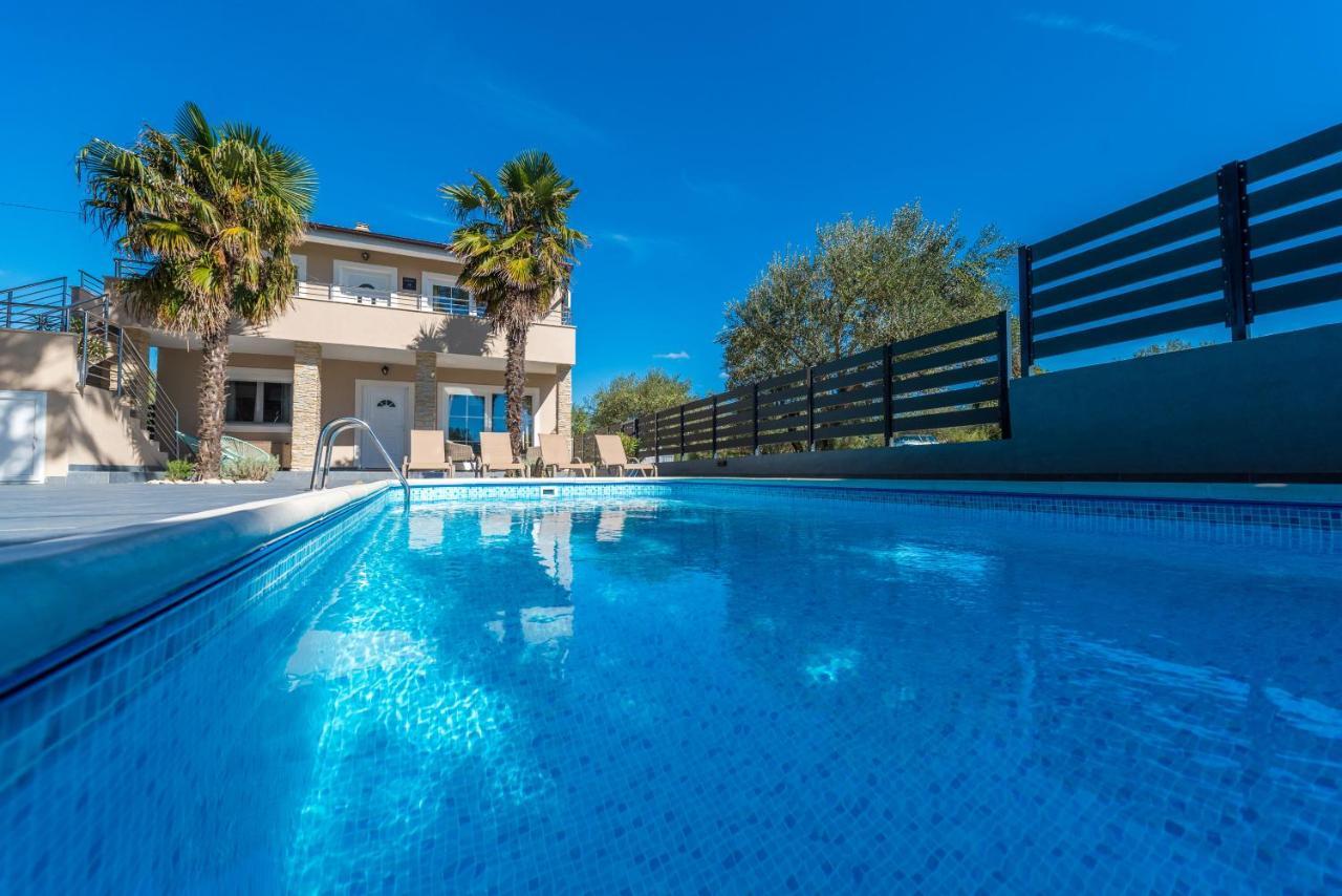 Villa Twins Sukosan With Heated Pool 외부 사진