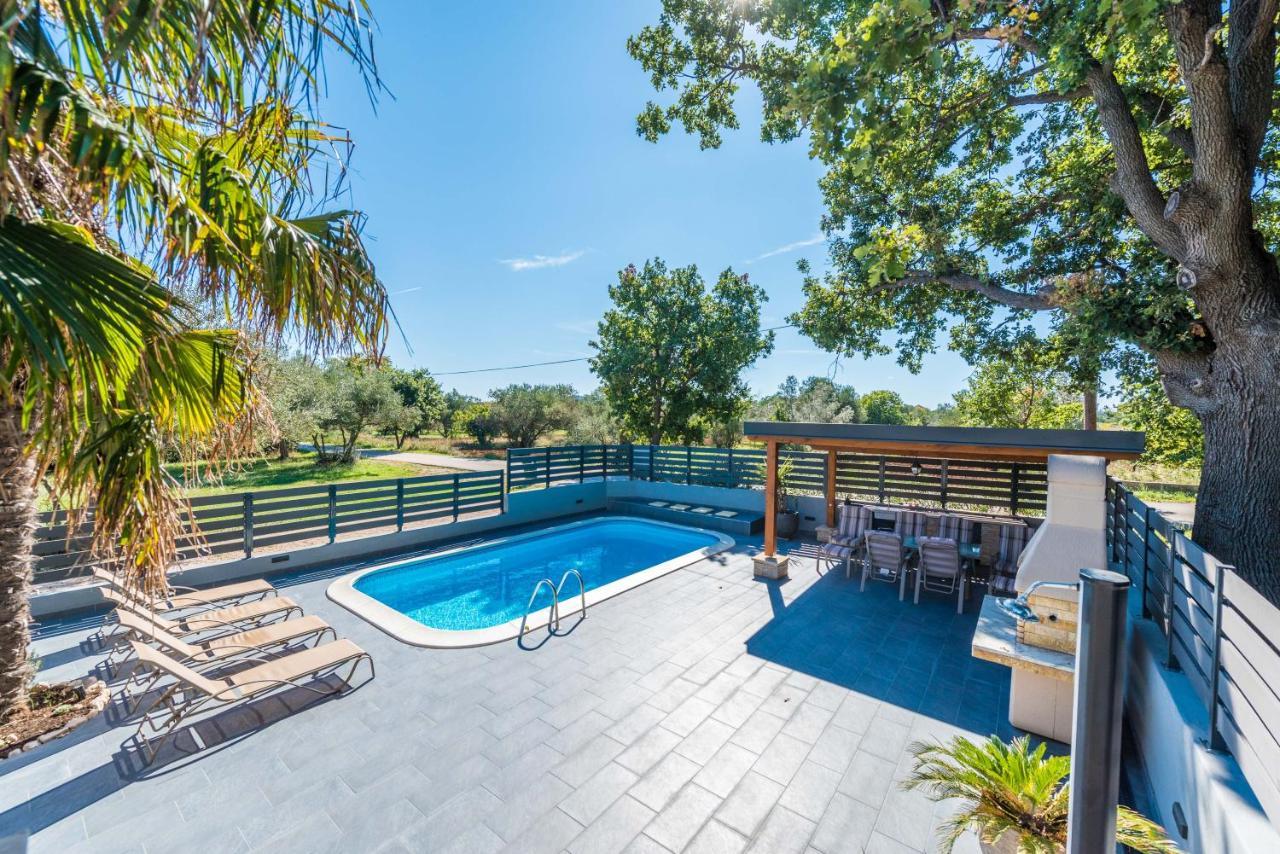 Villa Twins Sukosan With Heated Pool 외부 사진